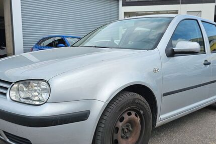 VW Golf 204.596 km 700 &euro; Leonberg 71229