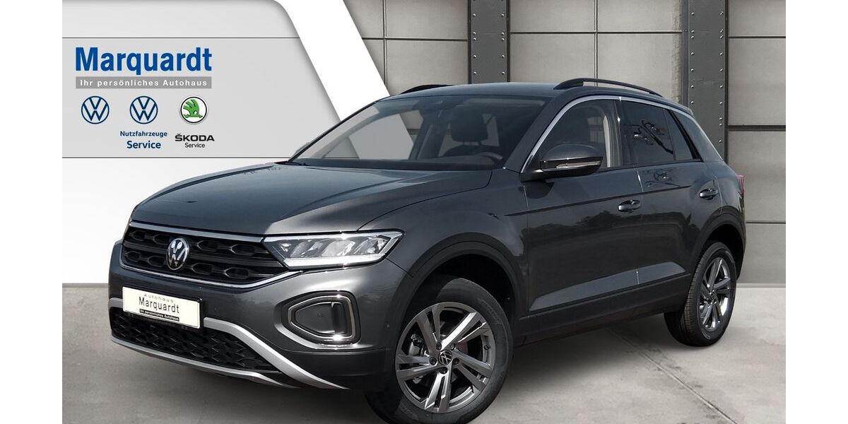 VW T-Roc 10.500 km 29.990 € Stuttgart-Zuffenhausen 70437