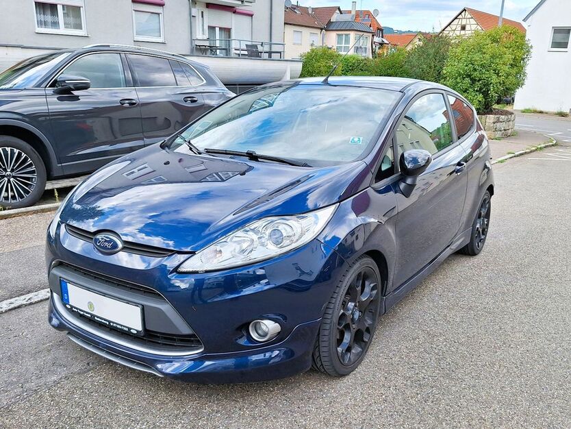 Ford Fiesta 108.300 km 5.700 € Weinstadt 71384
