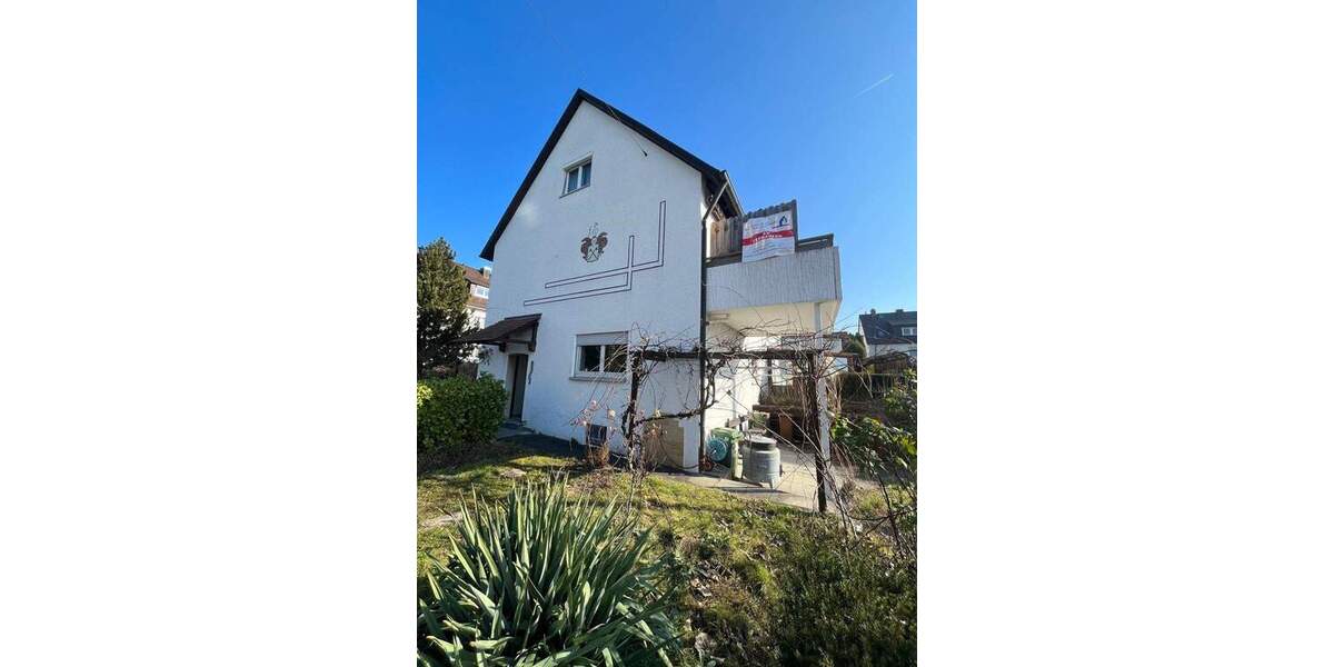 Doppelhaushälfte Stuttgart Luginsland - 7 Zimmer, 134 m&sup2;, 535.000&euro; | Angebot:25696486