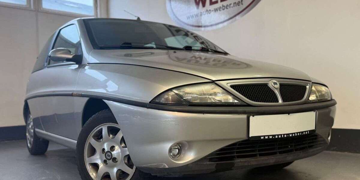 Lancia Ypsilon 68.000 km 3.333 &euro; Sindelfingen/Darmsheim 71069