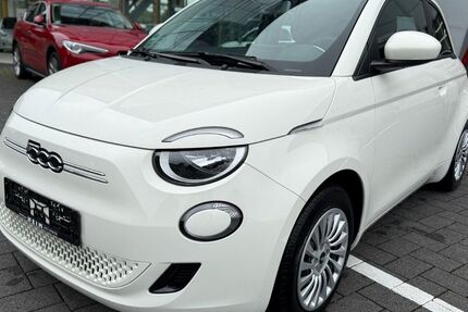 Fiat 500e 11.850 km 20.300 € Tübingen 72072