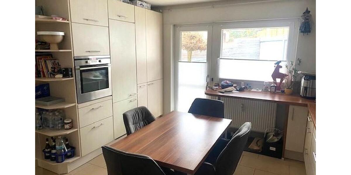 Maisonettenwohnung Wernau (Neckar) - 5 Zimmer, 180 m&sup2;, 1.960&euro; | Angebot:26035040