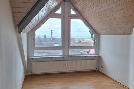 2-Zimmer DG Wohnung ca. 42qm