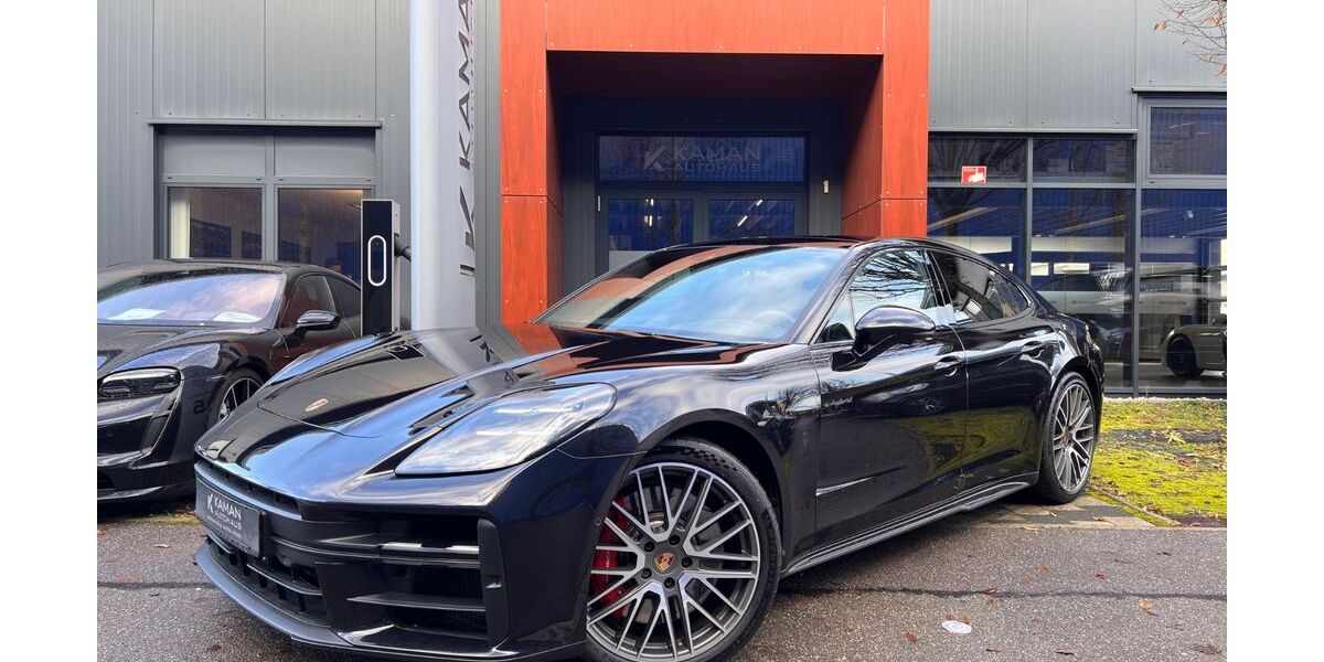 Porsche Panamera 12.500 km 142.600 € Sindelfingen 71065