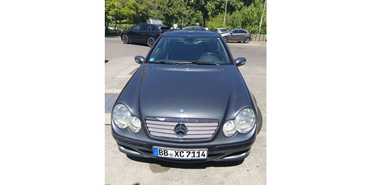 Mercedes-Benz C 250 93.000 km 6.900 &euro; Sindelfingen 71067