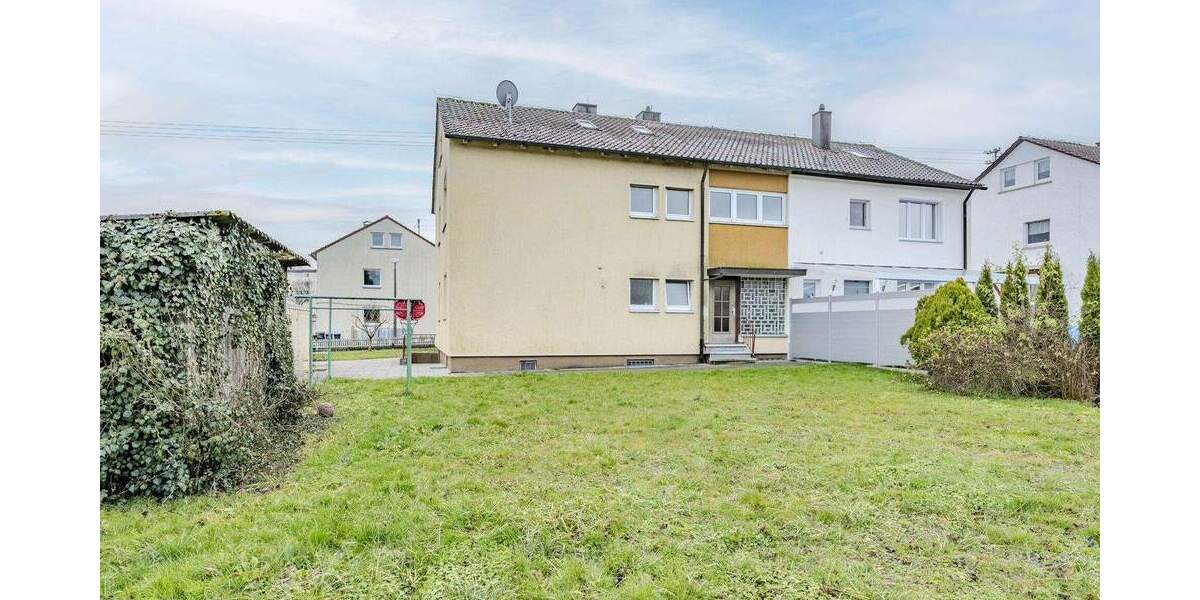 Mehrfamilienhaus, Wohnhaus Sindelfingen / Maichingen Maichingen - 8 Zimmer, 145 m&sup2;, 695.000&euro; | Angebot:24251105