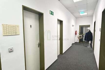Büro in Möglingen 210 € 24.42 m² zimmer