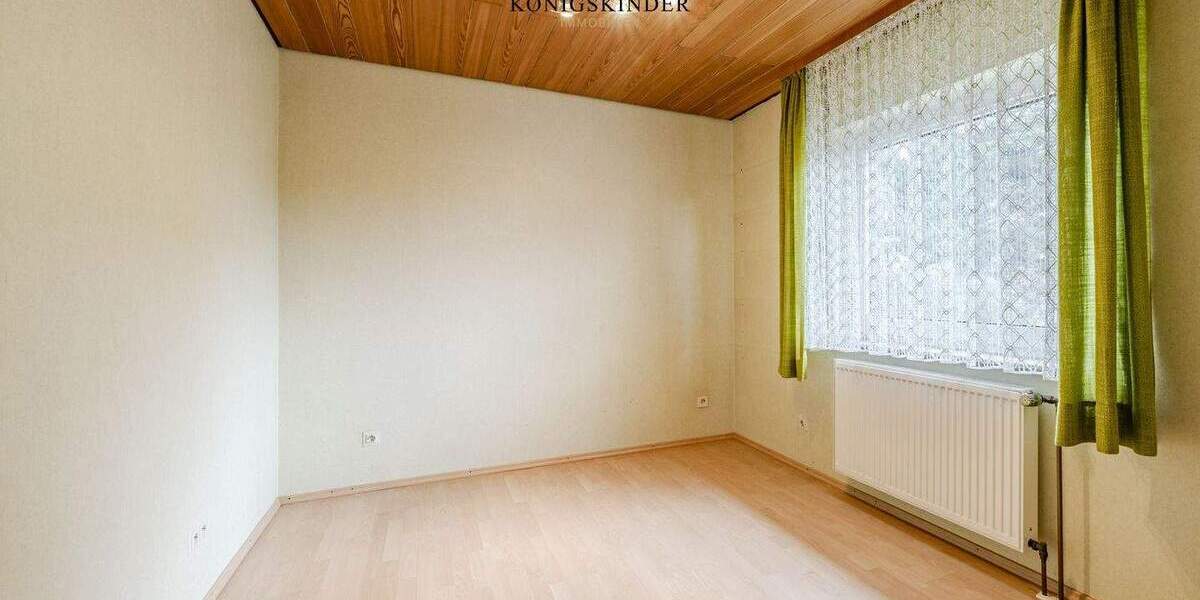 Einfamilienhaus Backnang - 6 Zimmer, 107 m&sup2;, 399.000&euro; | Angebot:25153024
