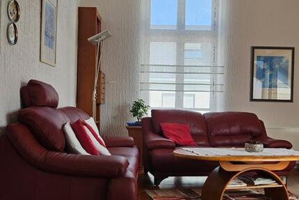 Helle, attraktive 3,5 Zimmer-Dachgeschoßwohnung mit Terrasse