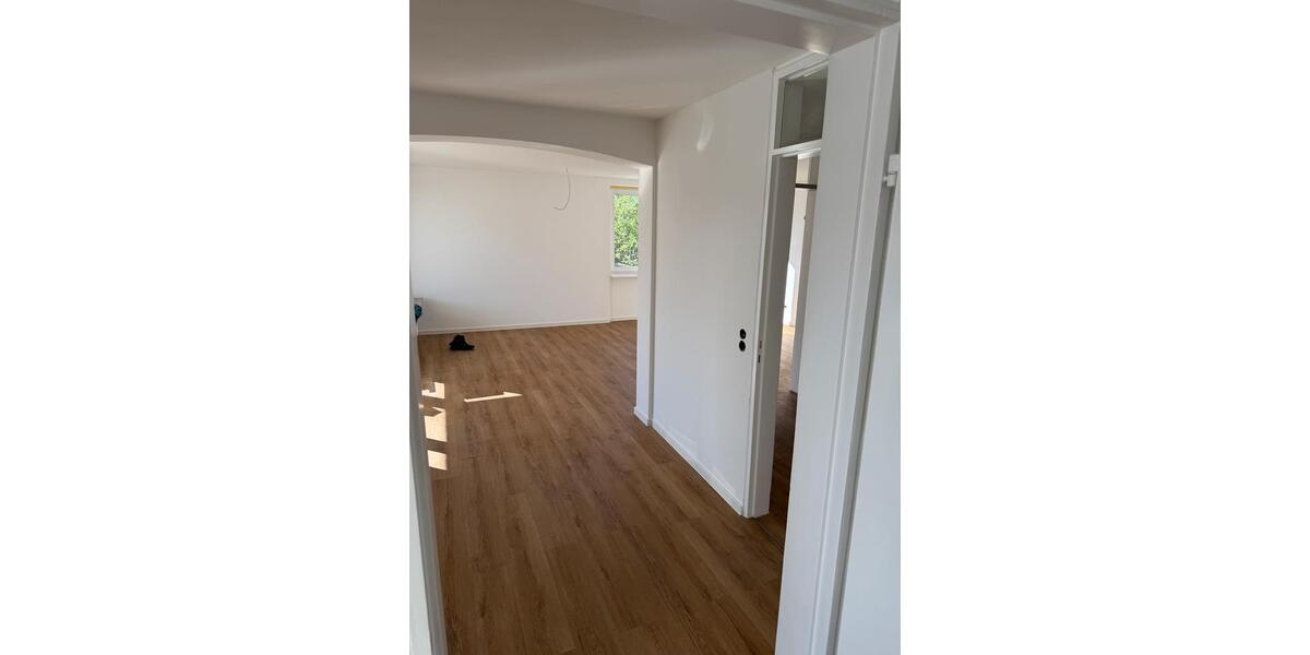 Etagenwohnung Plochingen - 3.5 Zimmer, 100 m&sup2;, 1.490&euro; | Angebot:26426627