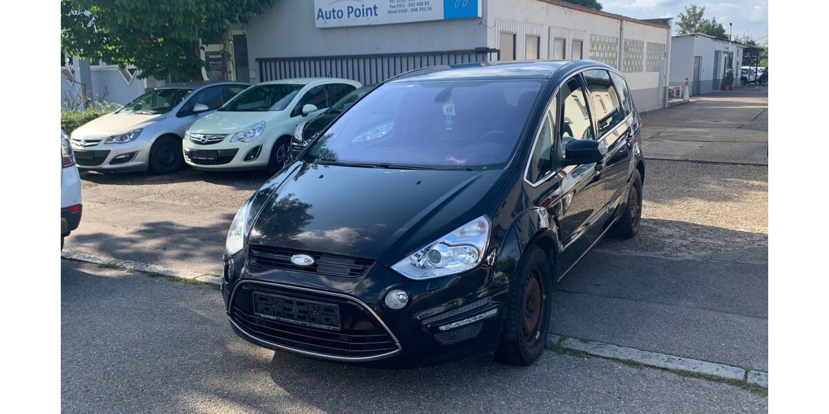 Ford S-Max 188.000 km 3.000 € Fellbach-Stuttgart 70736