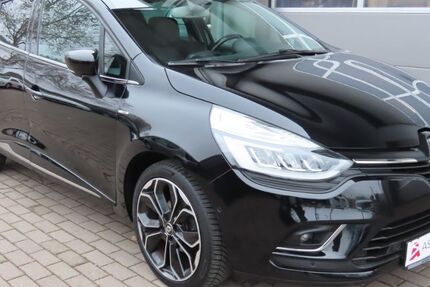 Renault Clio 149.000 km 7.990 &euro; Stuttgart 70329