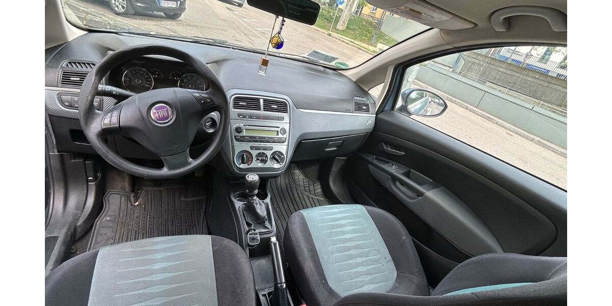 Fiat Punto 155.000 km 2.500 € Esslingen 73728
