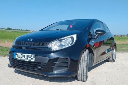 Kia Rio 121.500 km 4.300 &euro; Neuhausen auf den Fildern 73765