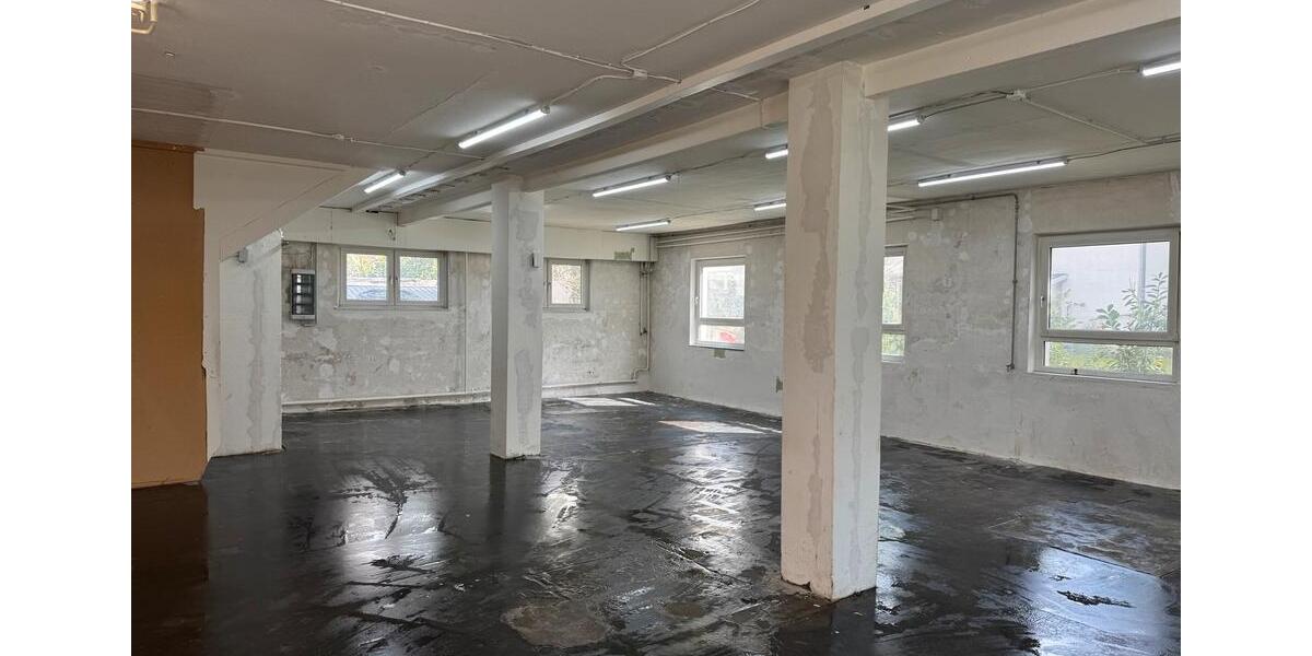 Gewerbeobjekt Fellbach - 1.880&euro; | Angebot:26090150