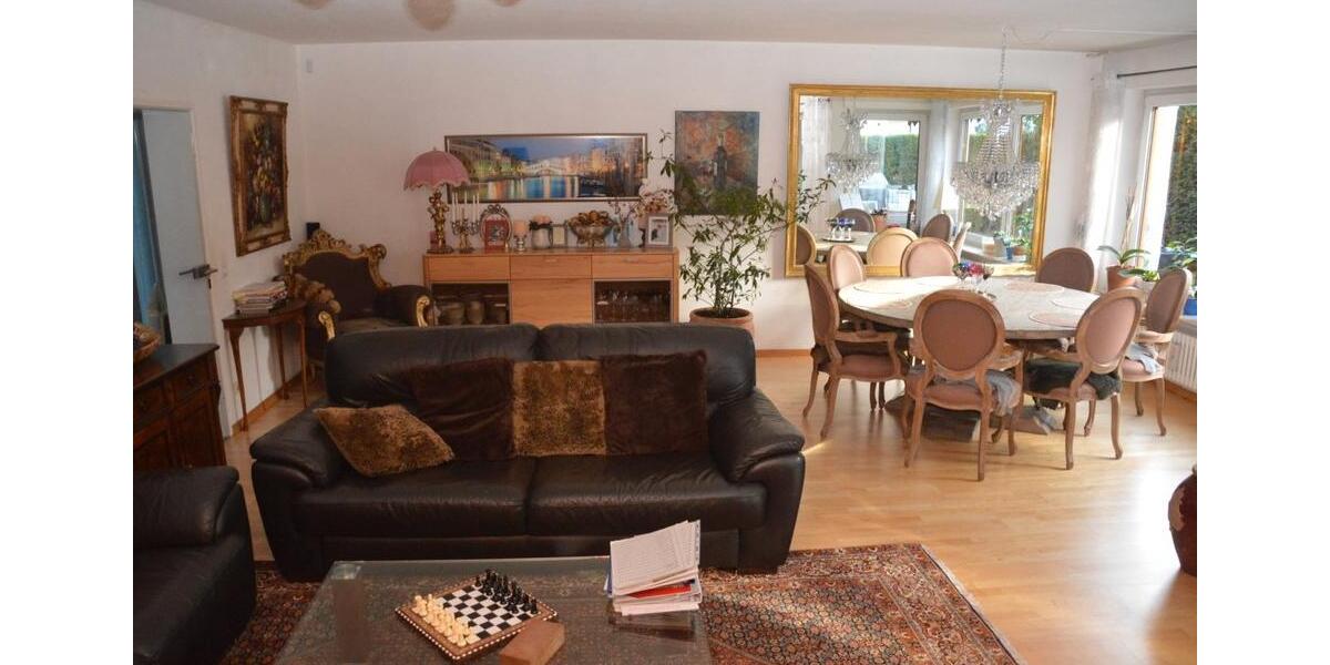 Erdgeschoßwohnung Leonberg - 4.5 Zimmer, 150 m&sup2;, 590.000&euro; | Angebot:26587813