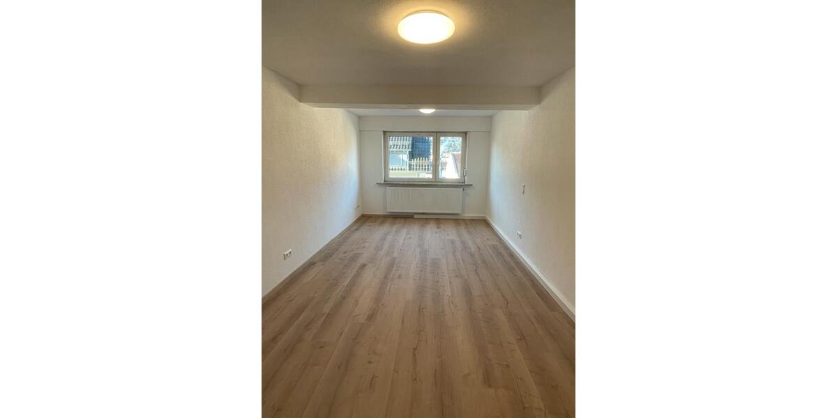 Etagenwohnung Weinstadt - 1 Zimmer, 35 m&sup2;, 750&euro; | Angebot:25569282