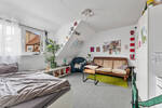 Modernisierter Altbau mit Charakter - großzügige Räume in stilvollem Ambiente