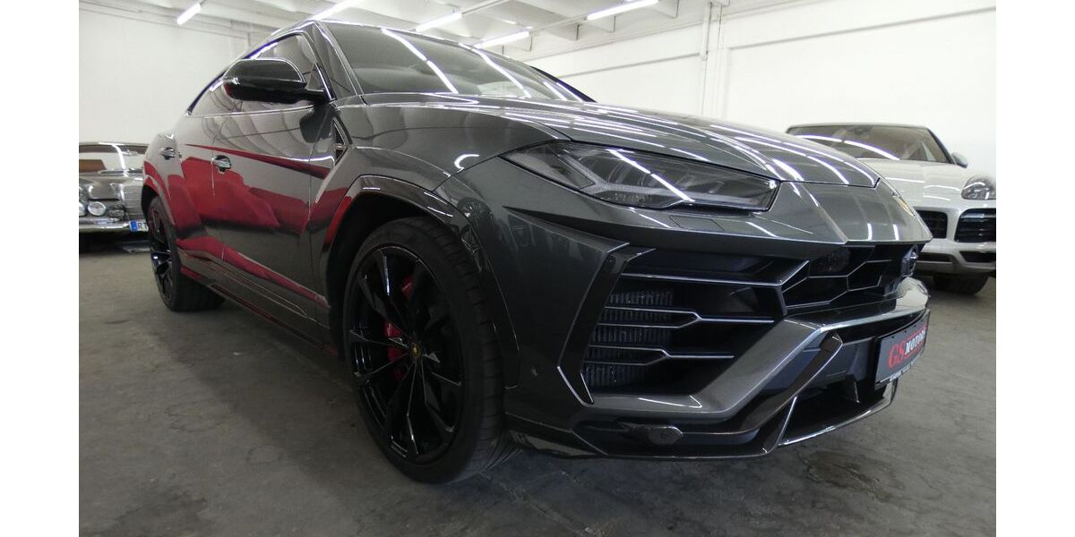 Lamborghini Urus 98.000 km 191.999 &euro; Metzingen 72555
