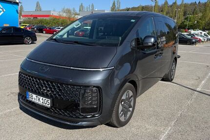 Hyundai STARIA 176.000 km 25.999 &euro; Sindelfingen 71065