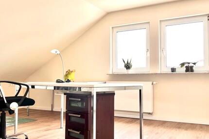 Helles Büro mit Blick in die Weinberge - Pauschalmiete ab Okt 25 zimmer