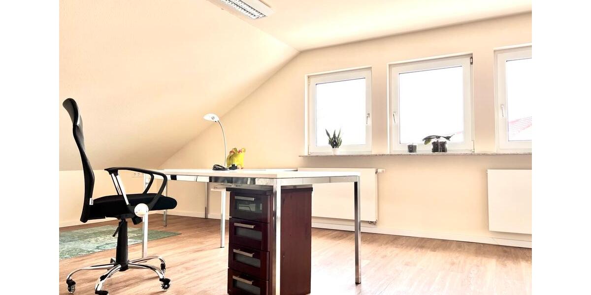 Helles Büro mit Blick in die Weinberge - Pauschalmiete ab Okt 25 zimmer