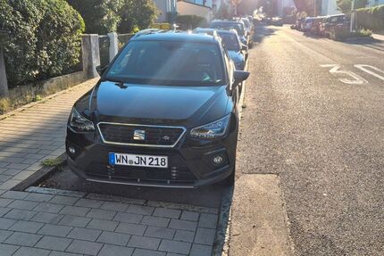 Seat Arona 28.700 km 21.200 € Fellbach 70736
