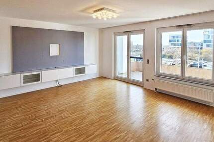 Haus Holzgerlingen - 4 Zimmer, 142 m&sup2;, 1.600&euro; | Angebot:25603642