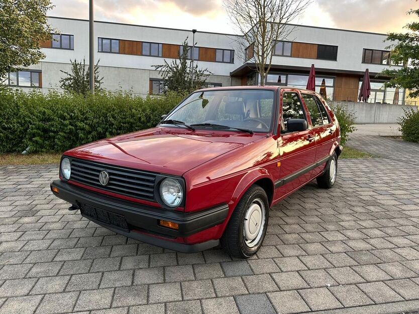 VW Golf 102.399 km 4.500 € Backnang 71522
