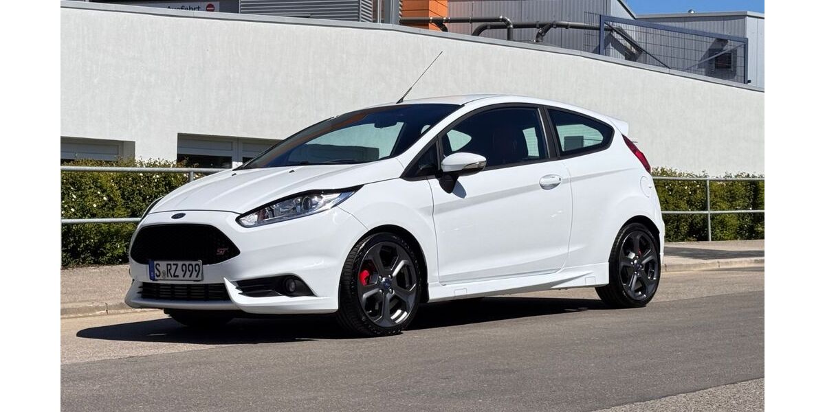 Ford Fiesta 190.000 km 7.800 &euro; Stuttgart 70435
