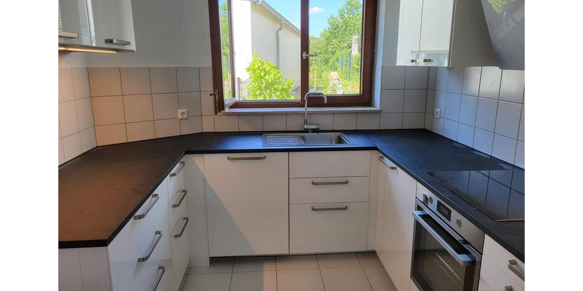 Etagenwohnung Ebersbach an der Fils - 3.5 Zimmer, 80 m&sup2;, 295.000&euro; | Angebot:26837402