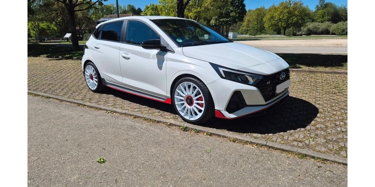 Hyundai i20 13.000 km 26.800 &euro; Schlierbach 73278