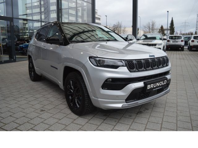 Jeep Compass 15.000 km 33.900 € Backnang 71522