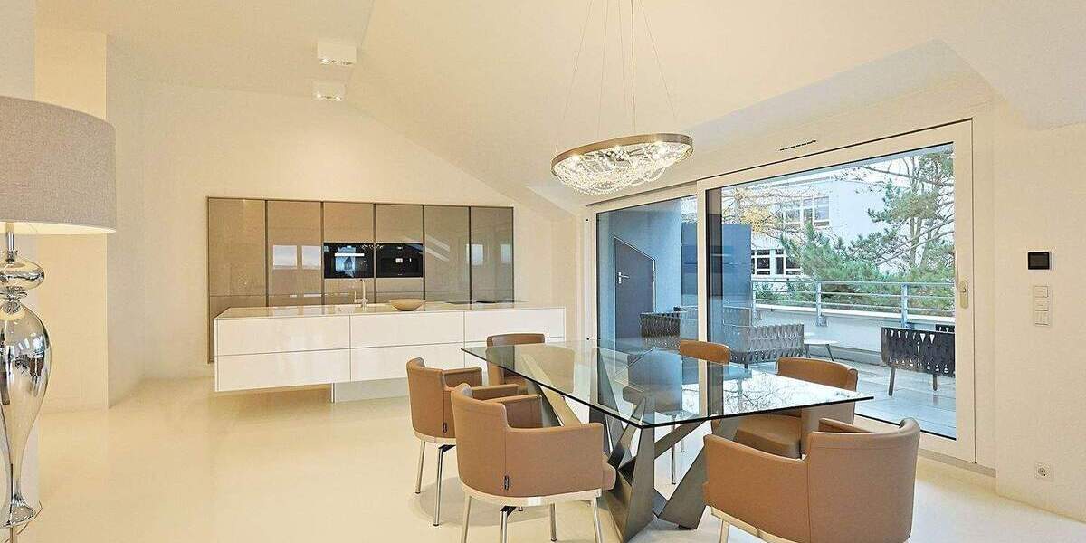 Etagenwohnung Sindelfingen Ost - 3 Zimmer, 118 m&sup2;, 700.000&euro; | Angebot:25798971