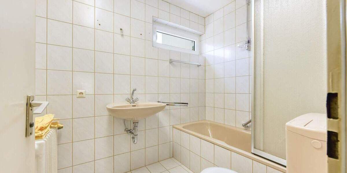 Reihenmittelhaus Stuttgart Rohracker - 5 Zimmer, 120 m&sup2;, 498.000&euro; | Angebot:23833683