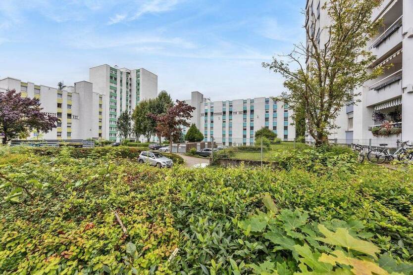 Attraktive 2-Zimmer-Wohnung mit 64 m² in zentraler Lage von Eglosheim