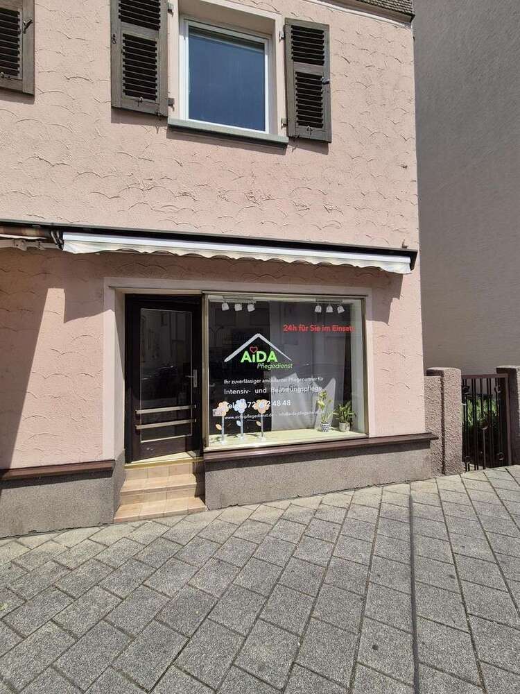 Einzelhandel in Stuttgart 650 € 31 m²