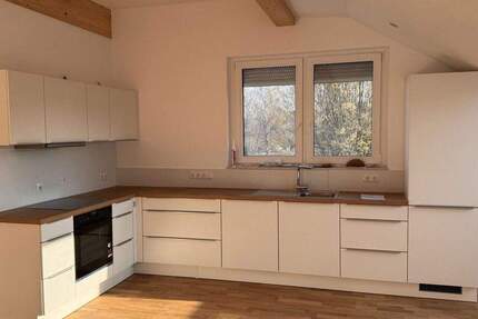 Wohnung Erdmannhausen - 2 Zimmer, 63 m&sup2;, 1.000&euro; | Angebot:25879200