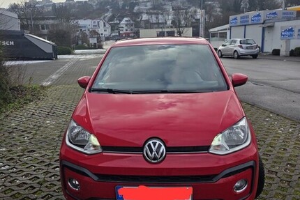 VW UP 176.500 km 6.300 &euro; Denkendorf 73770