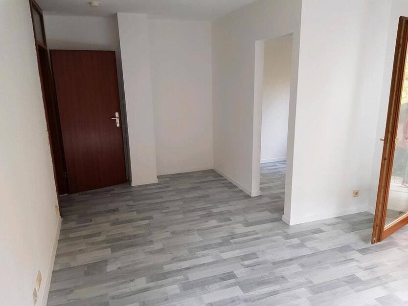 1,5 Zimmer EG Wohnung Erdgeschoss Terrasse EBK Tiefgarage Keller