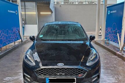 Ford Fiesta 90.000 km 15.300 &euro; Filderstadt 70794
