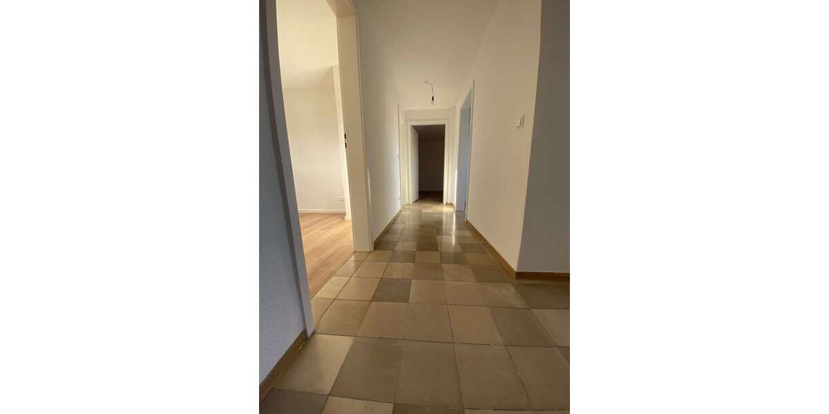 Etagenwohnung Stuttgart Feuerbach - 3.5 Zimmer, 65 m&sup2;, 860&euro; | Angebot:27279893