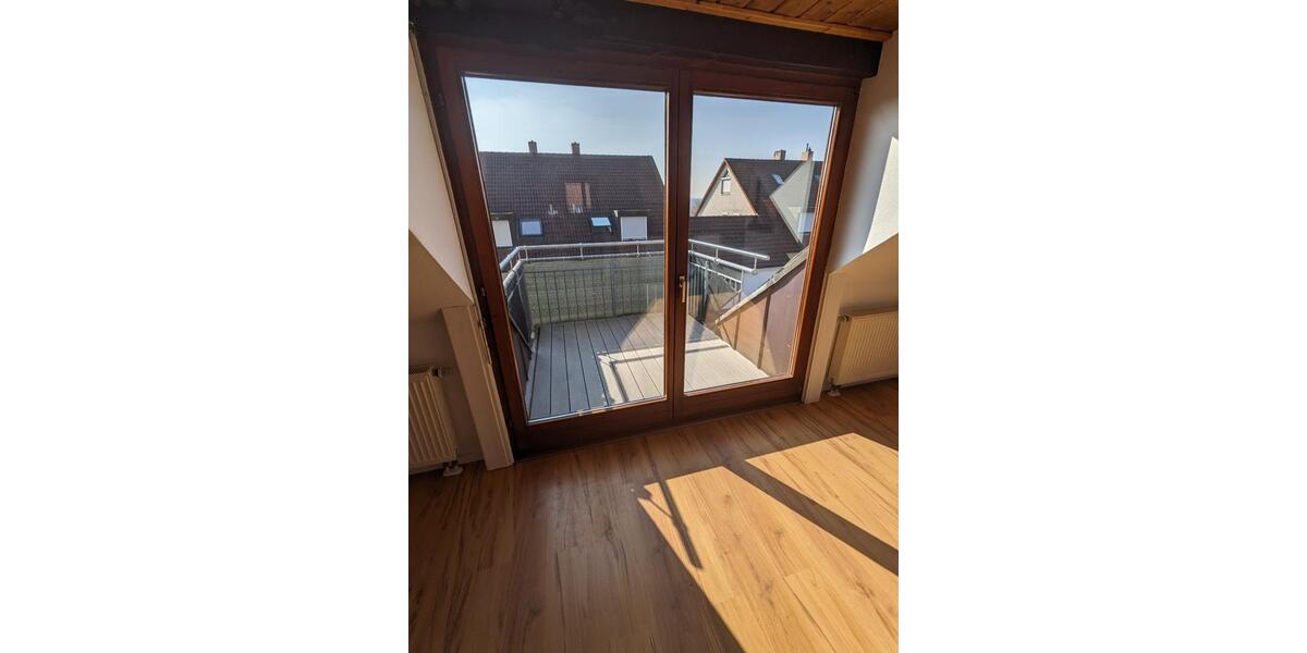 Dachgeschoßwohnung Bietigheim-Bissingen Bissingen - 3 Zimmer, 67 m&sup2;, 1.085&euro; | Angebot:26004497