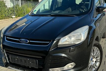 Ford Kuga 190.000 km 9.980 &euro; Holzgerlingen 71088