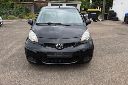 Toyota Aygo (X) 116.969 km 3.300 &euro; Kirchheim unter Teck 73230