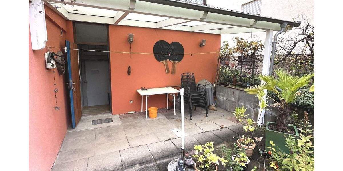 Etagenwohnung Stuttgart Zuffenhausen - 4 Zimmer, 98 m&sup2;, 490.000&euro; | Angebot:24843763