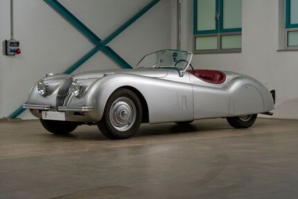 Jaguar XK 35.072 km 125.000 &euro; Ludwigsburg 71642