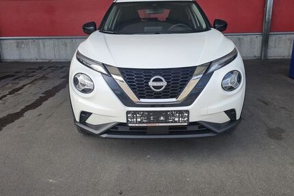 Nissan Juke 123.541 km 12.500 &euro; Stuttgart 70376