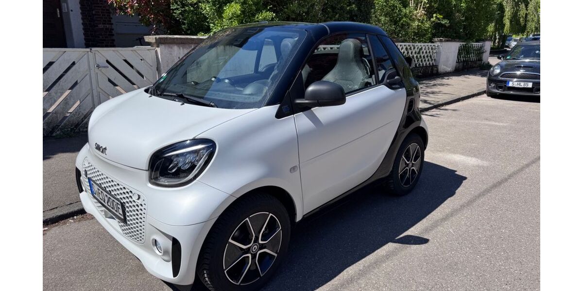 Smart ForTwo 29.000 km 14.300 &euro; Stuttgart 70597